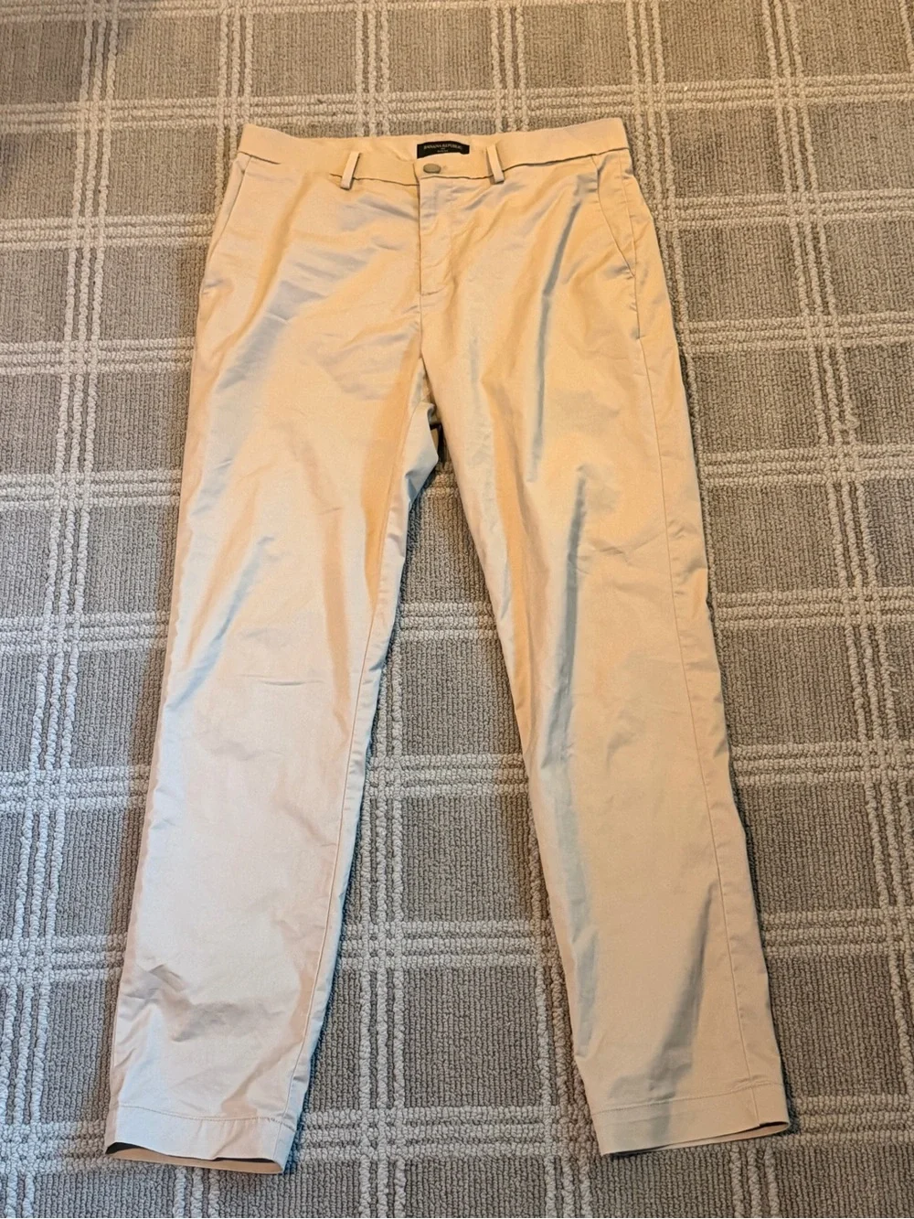 Banana Republic Slim Fit Khaki Pants Men’s 32x32 | Excellent Condition